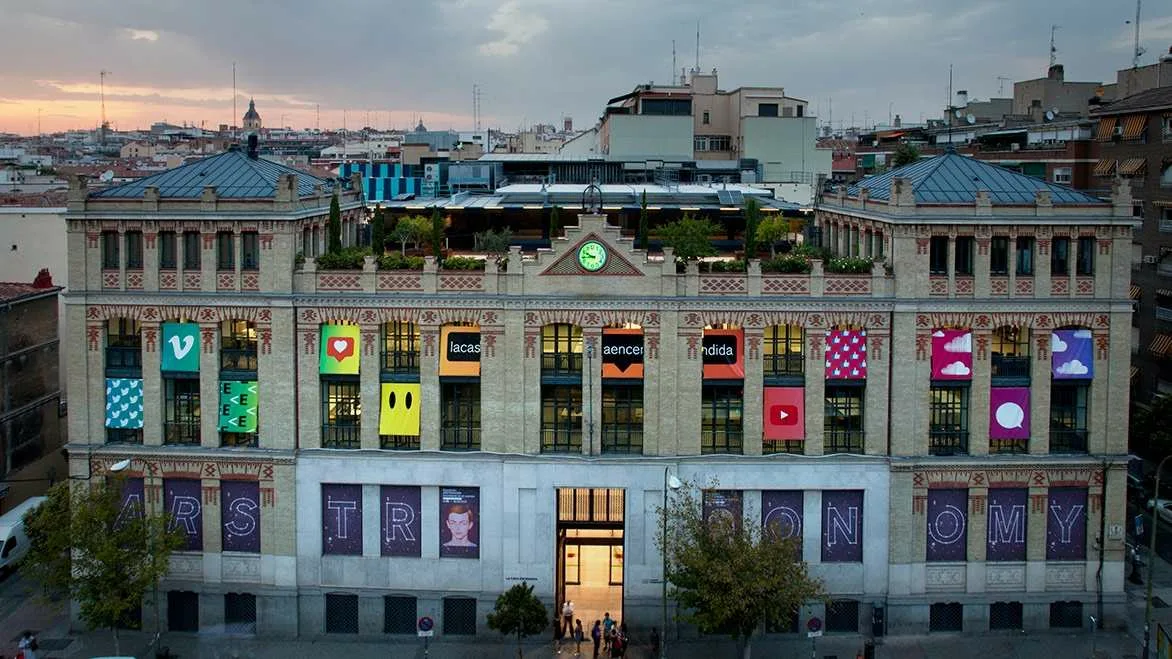 la casa encendida