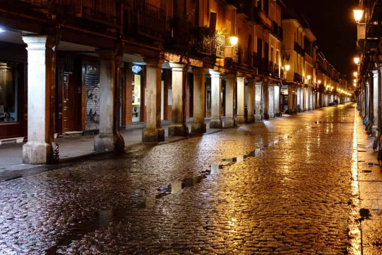 alcala de noche