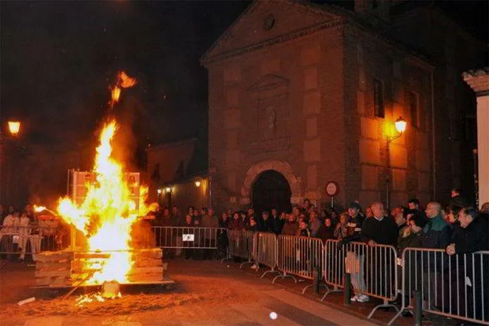 hoguera santa lucia alcala de henares
