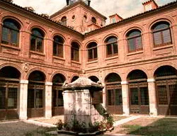 patio facultad filosofia
