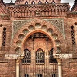puerta palacio Laredo